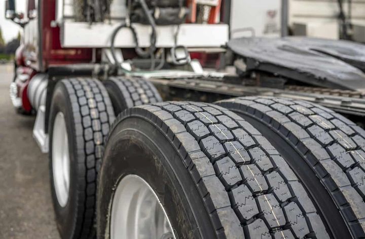 Tire Out of Balance Symptoms: Signs Your Tires Need Balancing