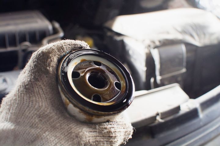 Contaminated Brake Fluid Symptoms: Signs of Brake System Issues to Watch For