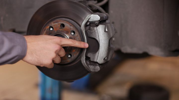 Brake Pad Thickness: A Comprehensive Guide to Measuring and Replacing