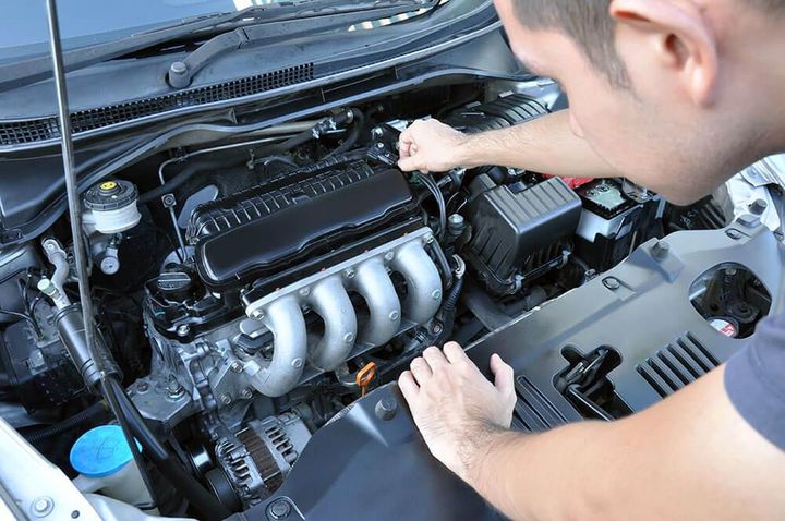 How to Tell if Engine is Seized: Signs and Troubleshooting Tips