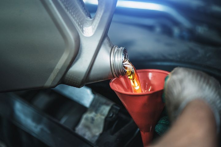 Best Additive For Oil Burning: Top Picks to Stop Engine Oil Consumption